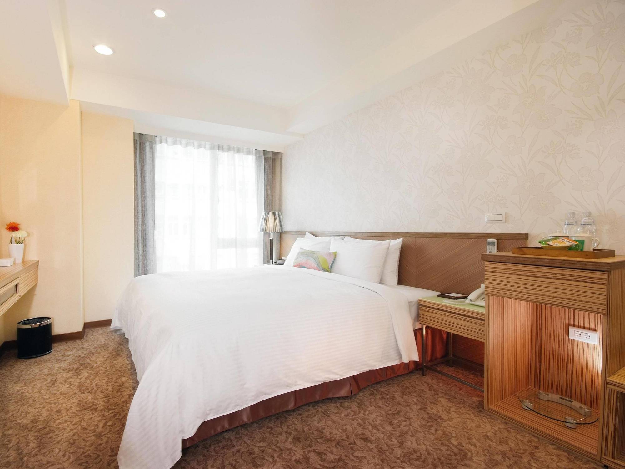 Nagahiro Hotel Tajpej Zewnętrze zdjęcie