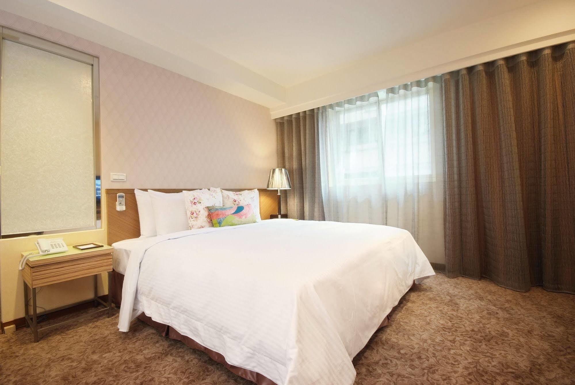 Nagahiro Hotel Tajpej Zewnętrze zdjęcie
